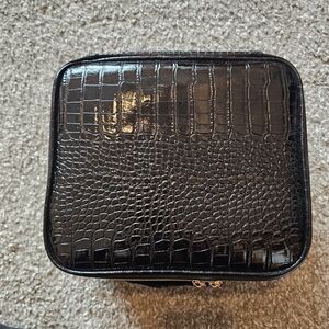 Elegant Black Crocodile-Embossed Cosmetic Case